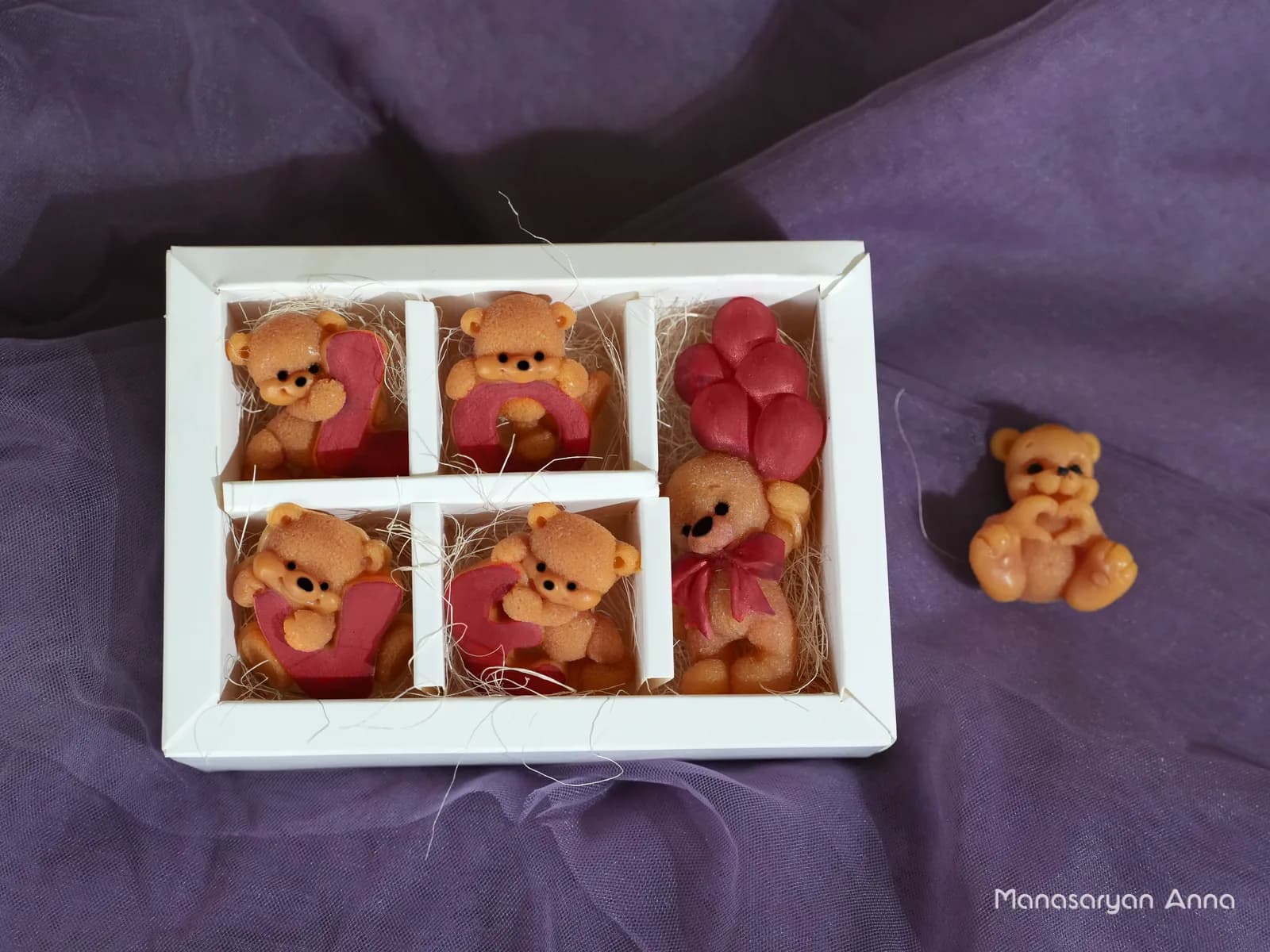 Мишки в коробке — ракурс 2